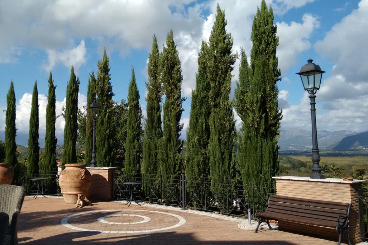 Bosco D'Olmi Country House Sant'Andrea del Garigliano Bagian luar foto